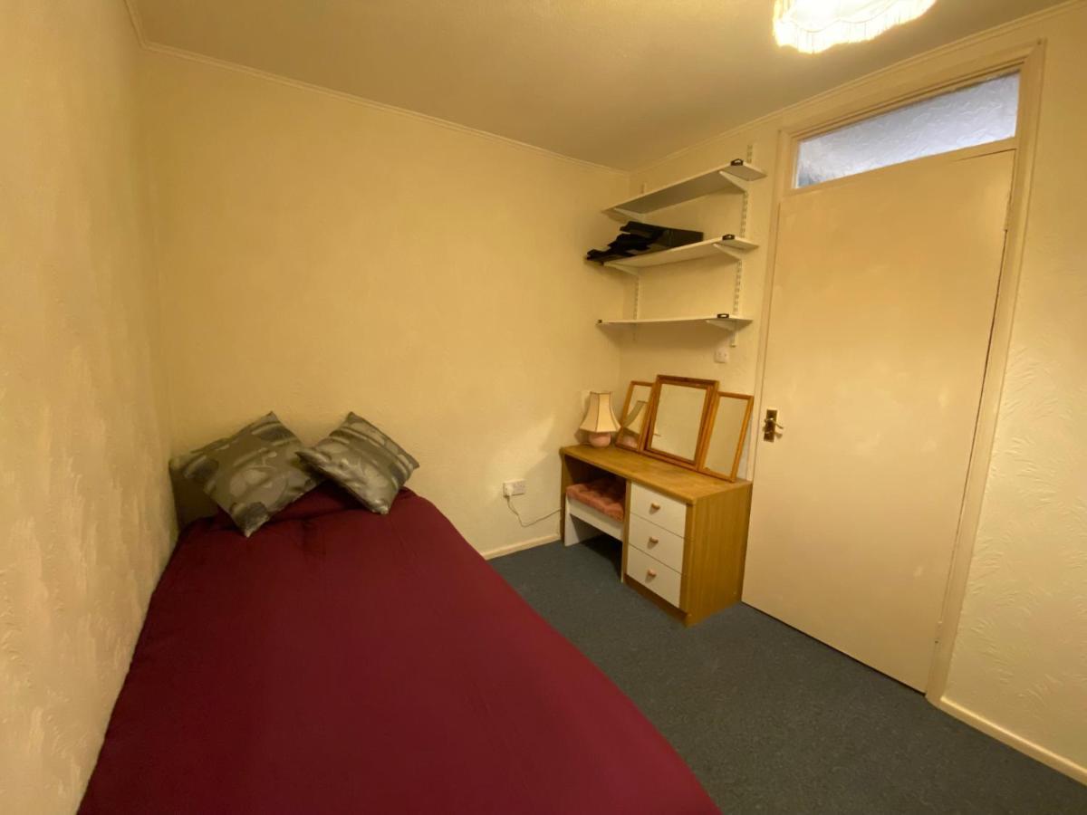 Serene 4Br In Harborne Close To Qe Hospital, Harborne Centre Birmingham Exterior photo
