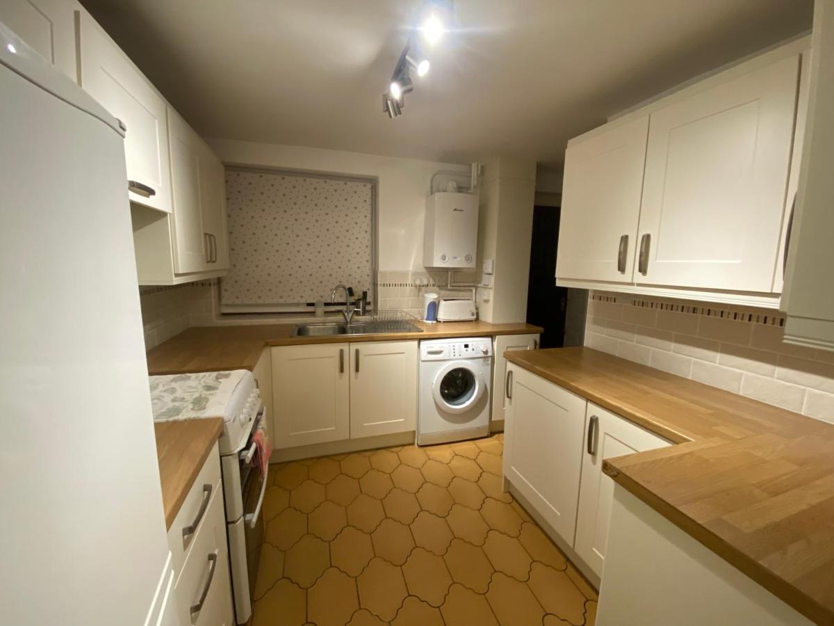 Serene 4Br In Harborne Close To Qe Hospital, Harborne Centre Birmingham Exterior photo